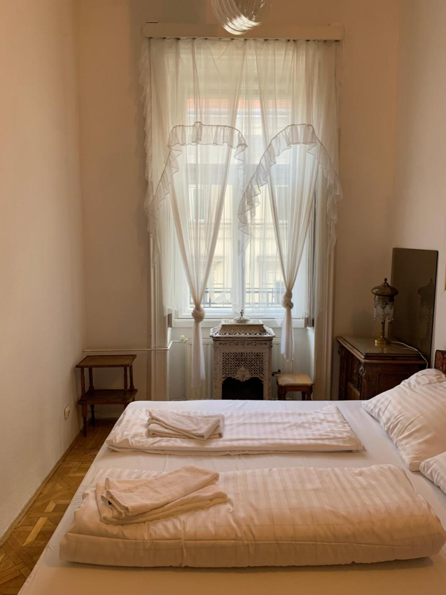 Libra Grande Venetian Style Apartment Budapest Extérieur photo